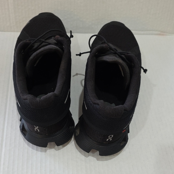 On Cloud 5 Running Women's Black Performance Sneakers 8.5 - Picture 6 of 10